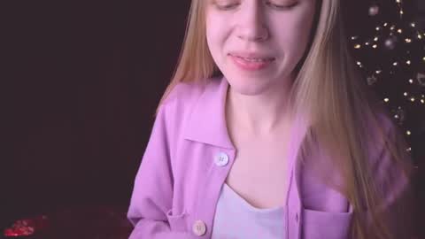 Snapshot of hihi_im_chloe chatting on December 31, 2024, 3:34 am Chloe online show from December 31, 2024, 3:34 am