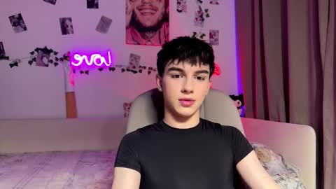 twinkvadusha online show from March 19, 2026, 4:22 pm