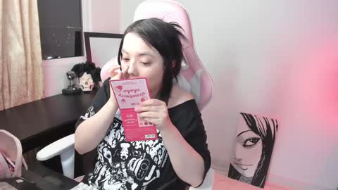 hikaru_arimura online show from February 4, 2025, 2:07 am