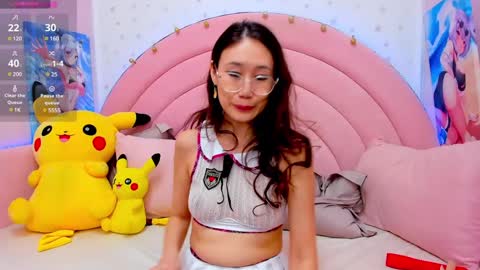 Hikori online show from February 6, 2025, 1:27 am