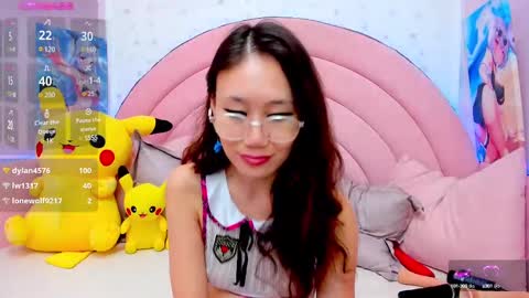 Hikori online show from March 11, 2025, 5:05 am