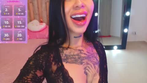 LUNA new account  FOLLOW ME online show from November 30, 2025, 12:25 am