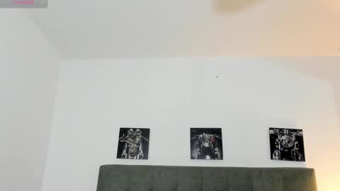 hilary_tailor online show from February 15, 2026, 10:58 am