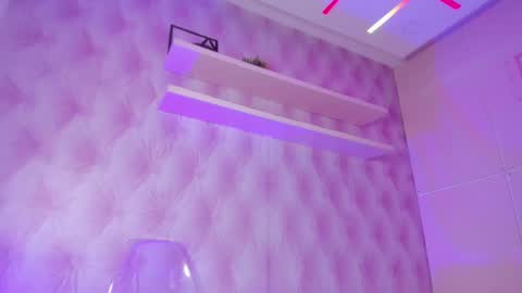  Hillary  online show from February 21, 2025, 10:39 am