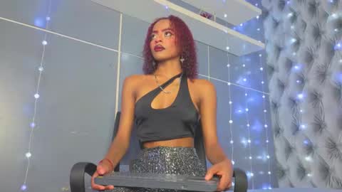  Hillary  online show from November 30, 2025, 7:01 am