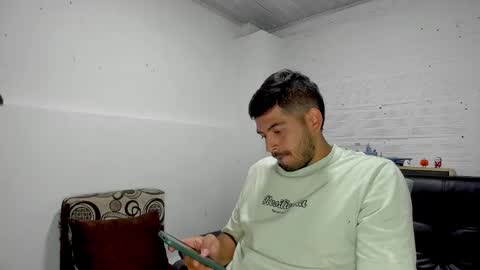 Hi moreno online show from February 1, 2025, 10:44 pm