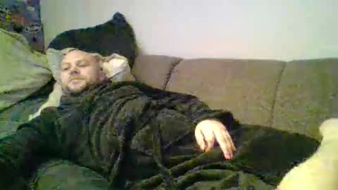 Himre online show from October 4, 2025, 7:12 pm