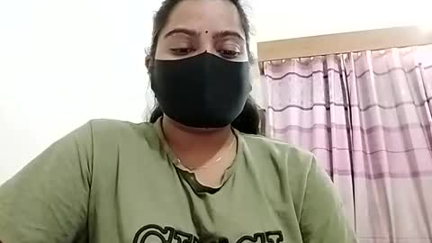 himuhimu22 online show from November 20, 2025, 7:02 pm