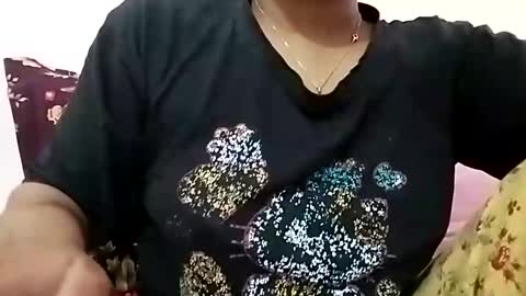 Snapshot of himuhimu22 chatting on April 8, 2026, 6:46 am himuhimu22 online show from April 8, 2026, 6:46 am