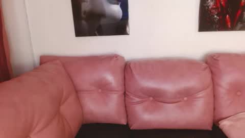 Snapshot of hinataleecs chatting on October 7, 2025, 9:45 pm hinata lee online show from October 7, 2025, 9:45 pm