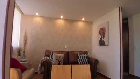 Hinnata online show from January 7, 2025, 1:35 pm