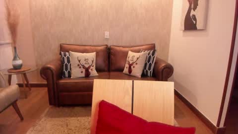 Hinnata online show from February 11, 2025, 1:41 am