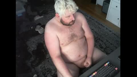 hipguy91 online show from May 7, 2026, 6:35 pm