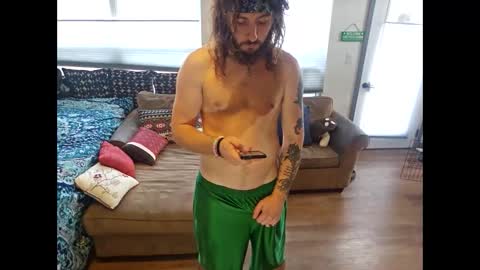 hippiejagain online show from November 25, 2025, 5:35 pm