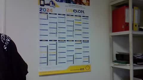 Snapshot of hippopotame17 chatting on December 9, 2024, 3:44 pm hippo online show from December 9, 2024, 3:44 pm