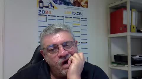 Snapshot of hippopotame17 chatting on December 13, 2024, 9:13 am hippo online show from December 13, 2024, 9:13 am