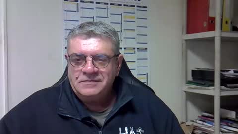 Snapshot of hippopotame17 chatting on December 14, 2024, 7:40 am hippo online show from December 14, 2024, 7:40 am