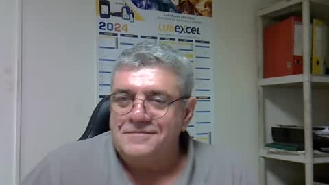 Snapshot of hippopotame17 chatting on December 26, 2024, 4:14 pm hippo online show from December 26, 2024, 4:14 pm