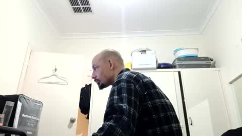 Snapshot of hipulse chatting on September 18, 2025, 8:00 pm Hipulse online show from September 18, 2025, 8:00 pm