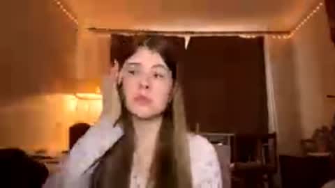 Snapshot of hirokosersen chatting on February 1, 2026, 12:48 pm I am Amy ntmu Lets hit 10 Thumbs Up together online show from February 1, 2026, 12:48 pm