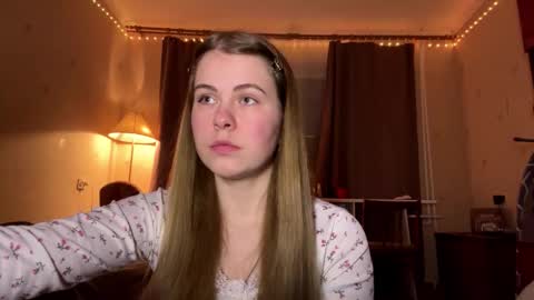 Snapshot of hirokosersen chatting on February 17, 2026, 3:19 pm I am Amy ntmu Lets hit 10 Thumbs Up together online show from February 17, 2026, 3:19 pm