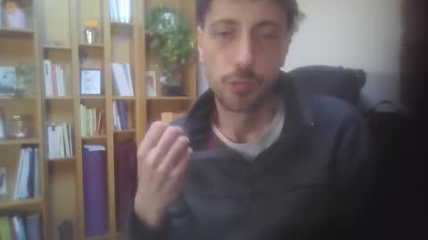 hitmenoww online show from February 22, 2026, 10:14 am