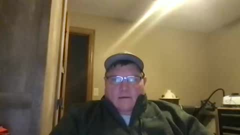 Snapshot of hmmtat chatting on January 8, 2025, 1:11 am hmmtat online show from January 8, 2025, 1:11 am