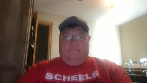 Snapshot of hmmtat chatting on February 19, 2025, 6:10 pm hmmtat online show from February 19, 2025, 6:10 pm