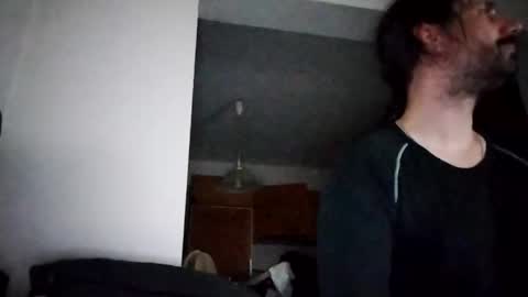 Snapshot of hmuench85 chatting on January 4, 2025, 4:33 am H online show from January 4, 2025, 4:33 am