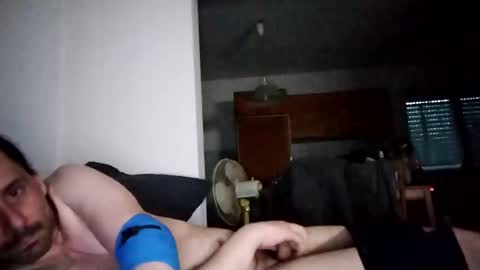 Snapshot of hmuench85 chatting on January 31, 2025, 6:57 am H online show from January 31, 2025, 6:57 am