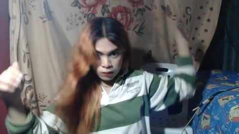 Snapshot of hoelyaurora chatting on April 23, 2026, 7:05 pm Aurora3 online show from April 23, 2026, 7:05 pm
