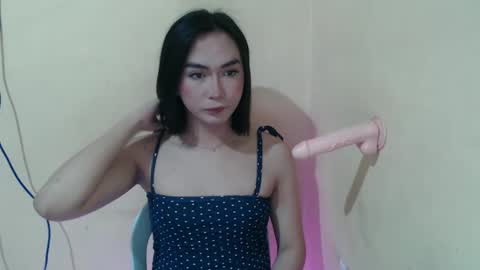 Snapshot of hoelykim chatting on May 15, 2026, 11:39 am Kim3 online show from May 15, 2026, 11:39 am