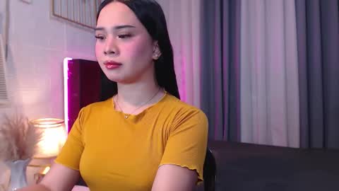 hoelymolly online show from January 9, 2026, 7:33 am