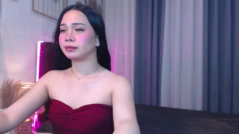 Snapshot of hoelymolly chatting on February 4, 2026, 8:42 am hoelymolly online show from February 4, 2026, 8:42 am