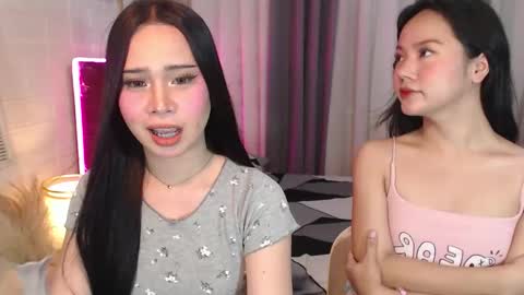 Snapshot of hoelymolly chatting on February 24, 2026, 5:22 pm hoelymolly online show from February 24, 2026, 5:22 pm