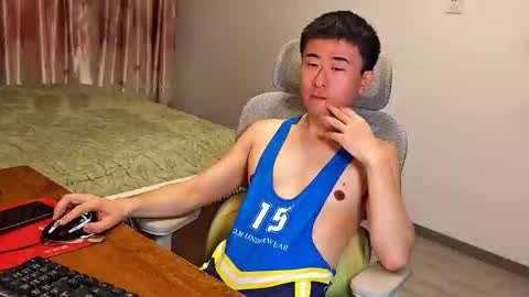 shy boi online show from October 26, 2025, 1:06 pm