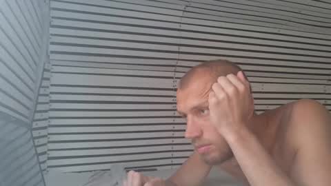 Snapshot of hola_homo chatting on May 1, 2026, 6:12 pm hola_homo online show from May 1, 2026, 6:12 pm