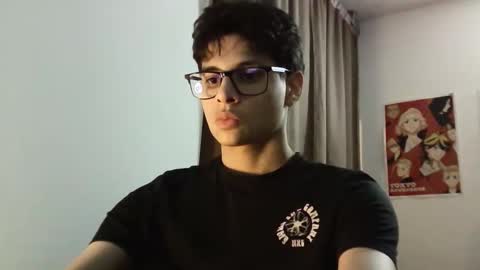 Snapshot of holis2127489 chatting on January 8, 2026, 1:30 am Mateeeo g online show from January 8, 2026, 1:30 am