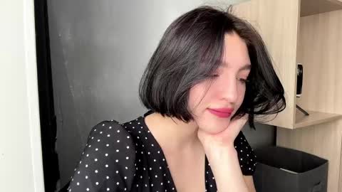 Sofia online show from March 4, 2026, 5:24 am