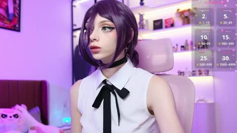 Holli online show from April 1, 2026, 10:38 am