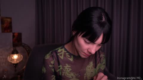 Holly Linder online show from February 6, 2025, 2:00 am