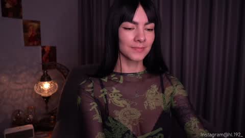 Holly Linder online show from February 6, 2025, 5:03 am