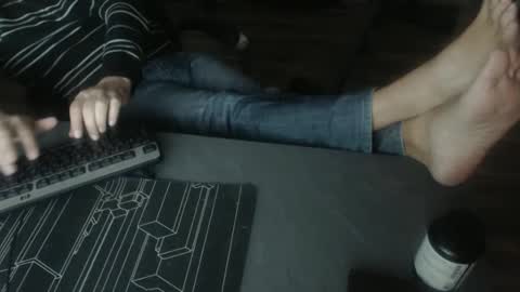 hollymollysucker online show from February 22, 2025, 6:30 pm