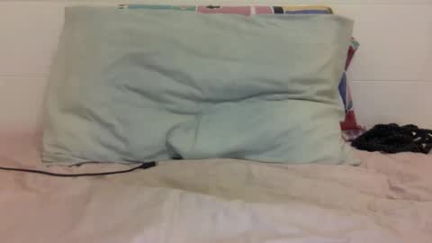 EDGED DICK online show from April 10, 2026, 5:17 pm