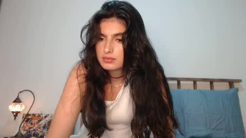 hollyshit_ online show from February 22, 2025, 1:00 am