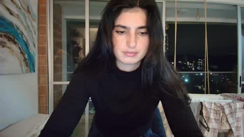 hollyshit_ online show from November 24, 2025, 12:32 am