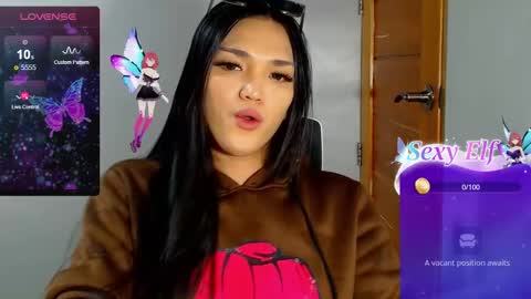 Snapshot of hollywoodbitch chatting on February 19, 2025, 9:06 am Isabella Marie online show from February 19, 2025, 9:06 am