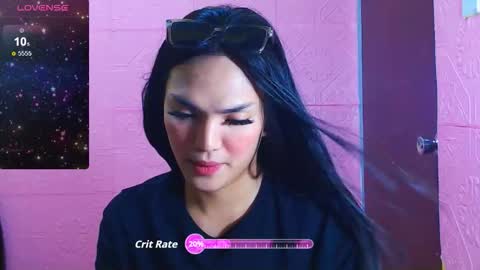 Snapshot of hollywoodbitch chatting on October 22, 2025, 2:01 am Isabella Marie online show from October 22, 2025, 2:01 am