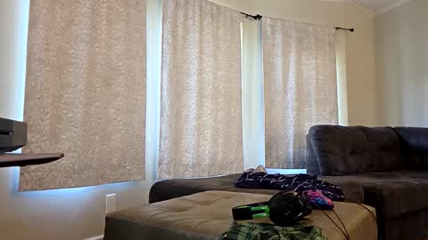 holtsteelxx6 online show from May 9, 2026, 6:24 pm