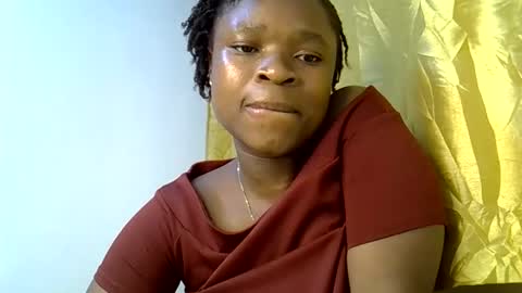 holy_ebony online show from June 4, 2026, 8:59 pm